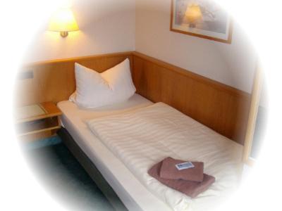 Gasthof Stern Burgsinn Zimmer foto